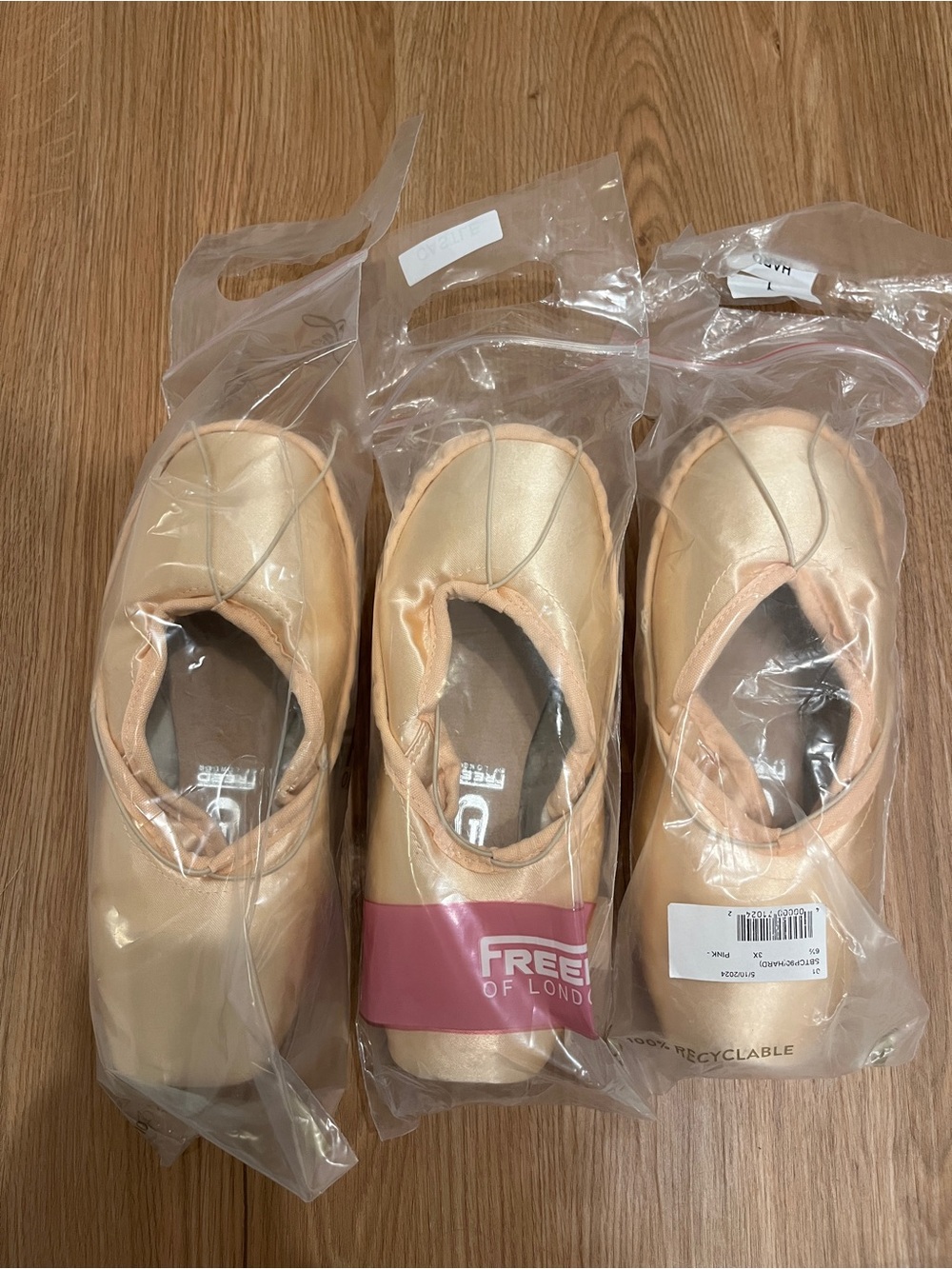 Brand New Freed of London Classic Pro Pointe Shoes Size 6 1/2 XXX